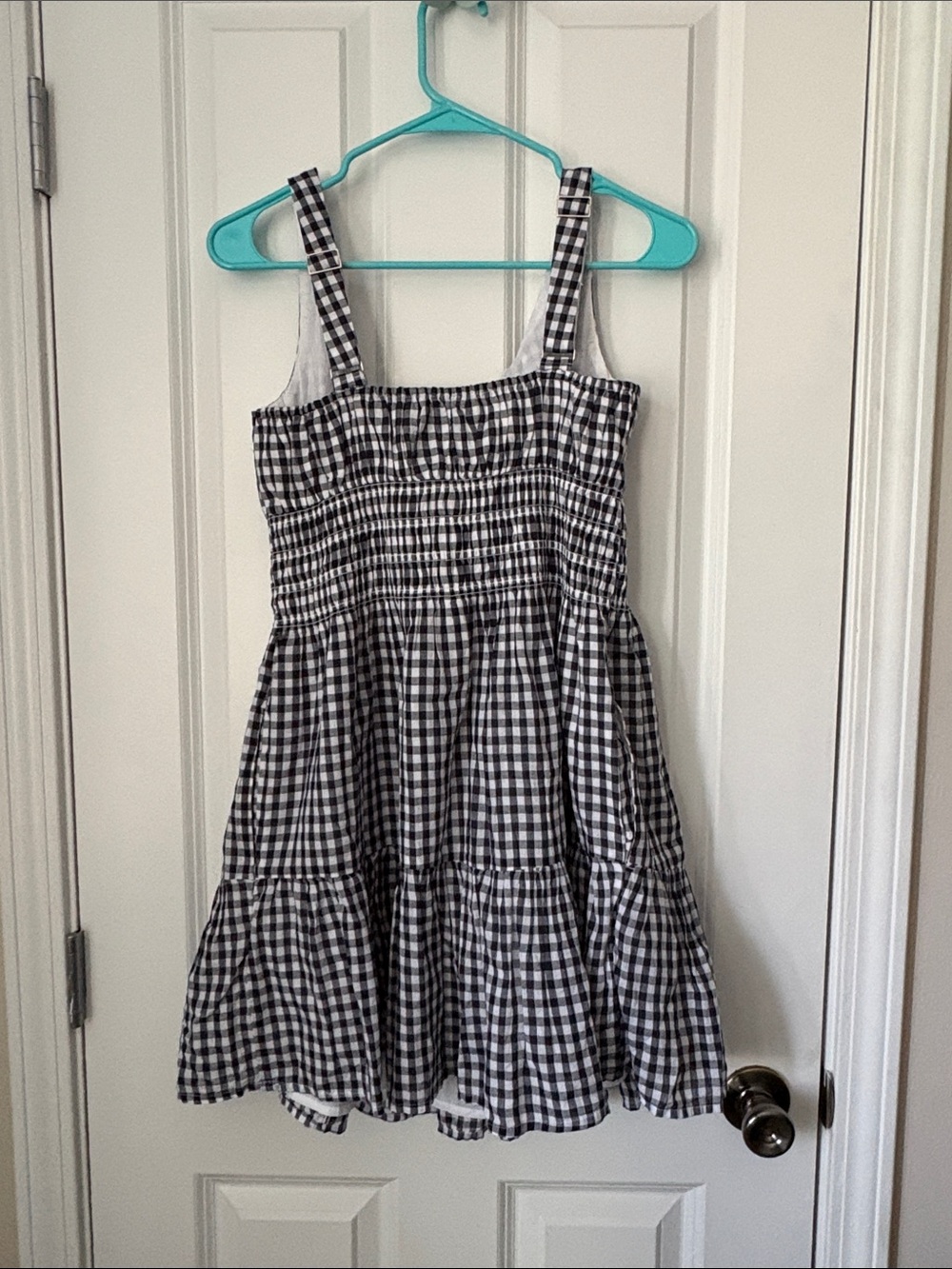 Abercrombie & Fitch Black and White Gingham Smocked Mini Dress - Picture 6 of 6